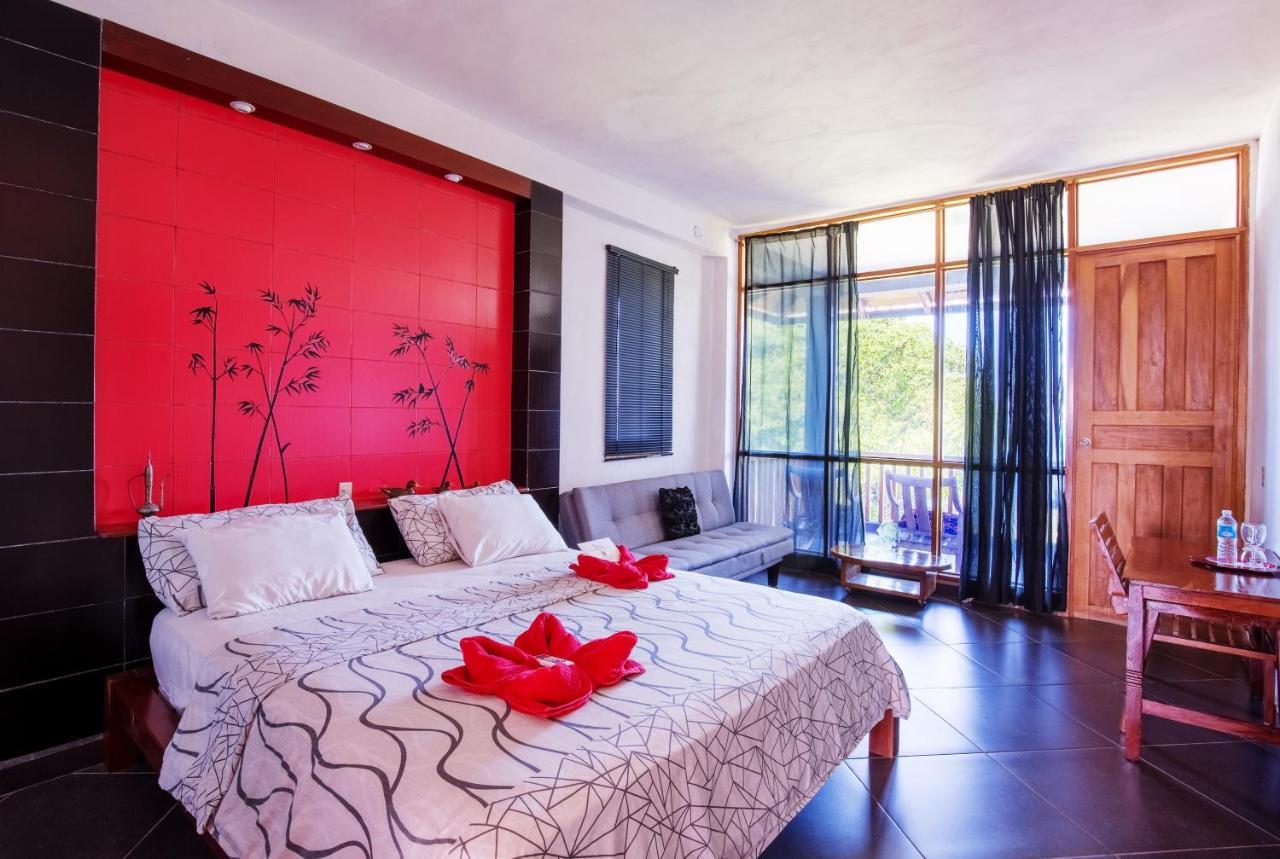 Punta Duarte Garden Inn Los Duarte Екстериор снимка