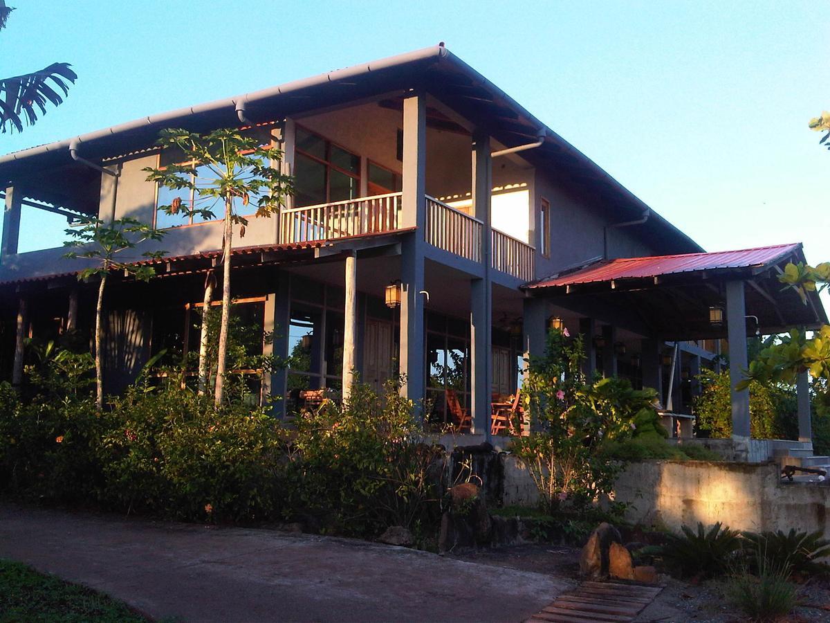 Punta Duarte Garden Inn Los Duarte Екстериор снимка