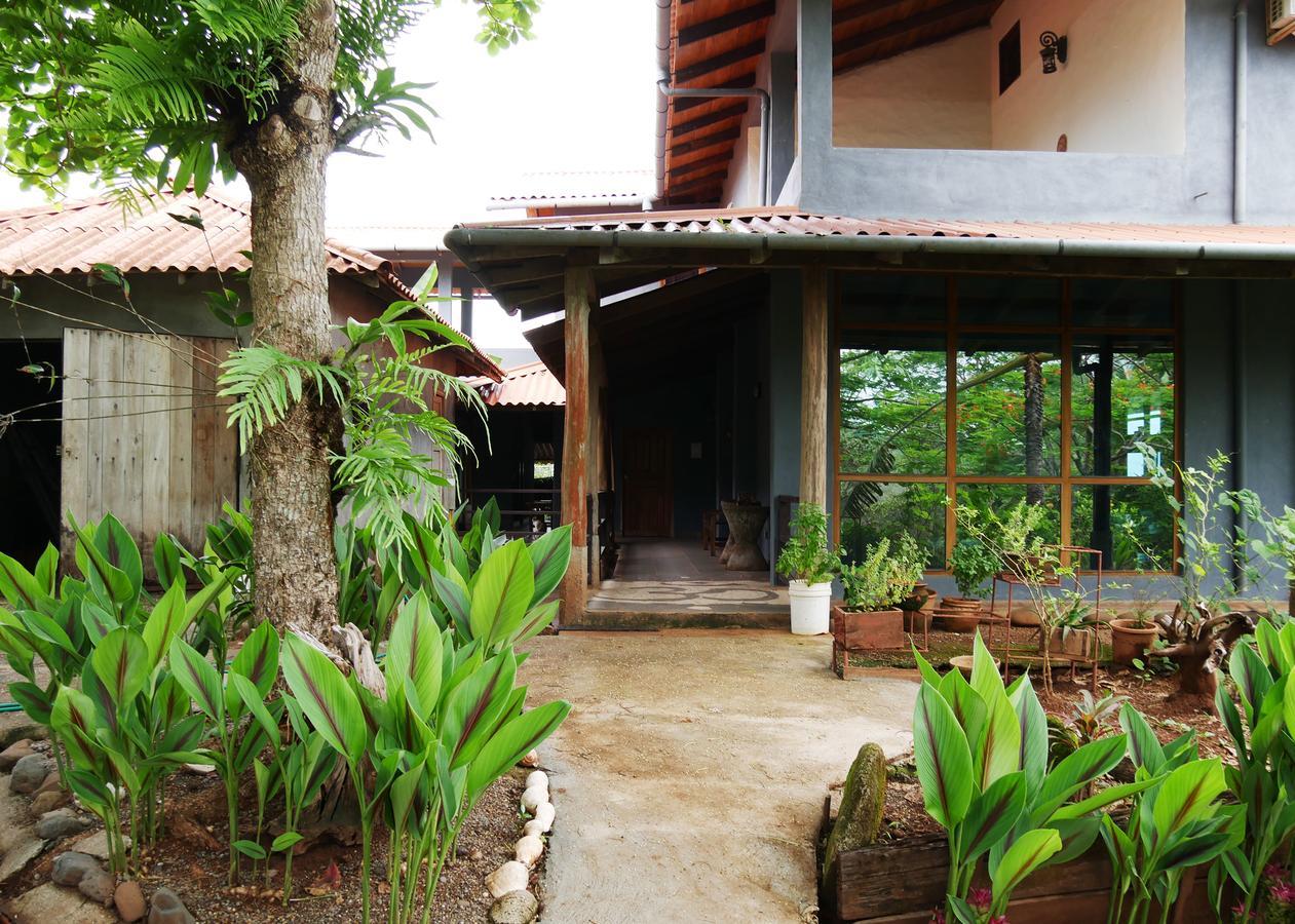 Punta Duarte Garden Inn Los Duarte Екстериор снимка