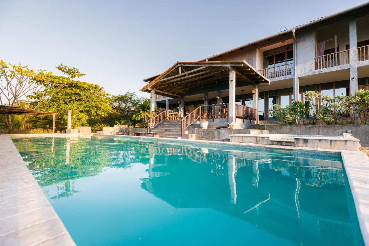 Punta Duarte Garden Inn Los Duarte Екстериор снимка