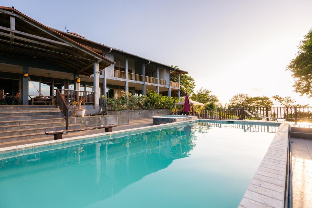 Punta Duarte Garden Inn Los Duarte Екстериор снимка