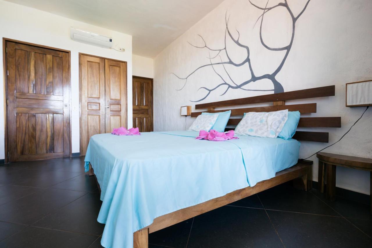 Punta Duarte Garden Inn Los Duarte Екстериор снимка